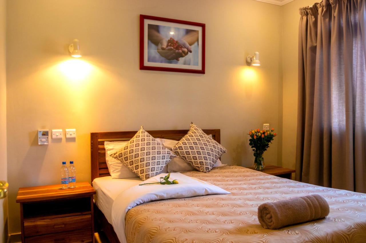 Shakespeare Court Serviced Apartments 루사카 외부 사진