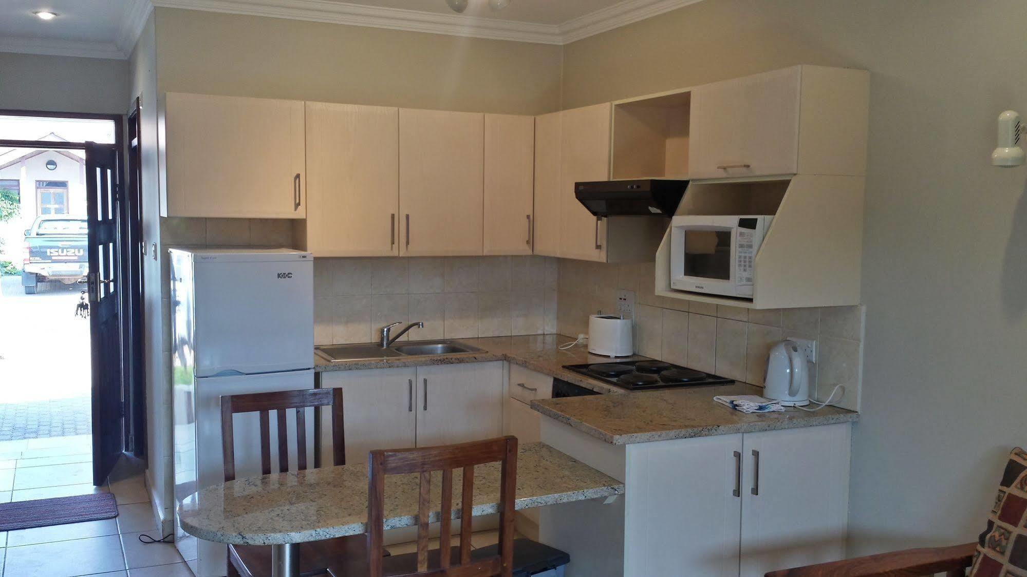 Shakespeare Court Serviced Apartments 루사카 외부 사진